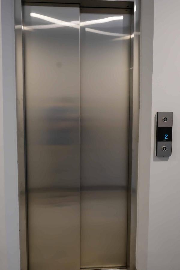 M Cabin Karawaci Binong المظهر الخارجي الصورة