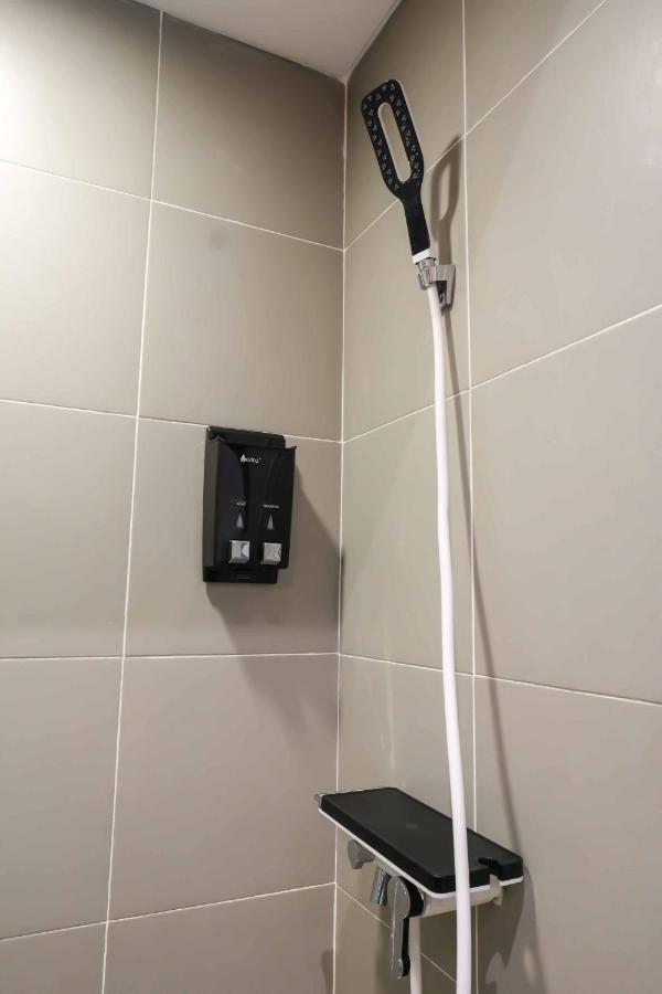 M Cabin Karawaci Binong المظهر الخارجي الصورة